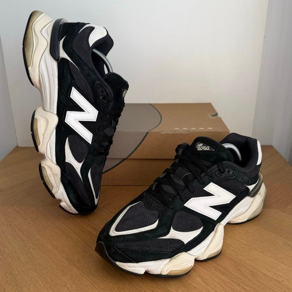 New Balance 9060 Black/White Men Sneakers - SZ 11.5